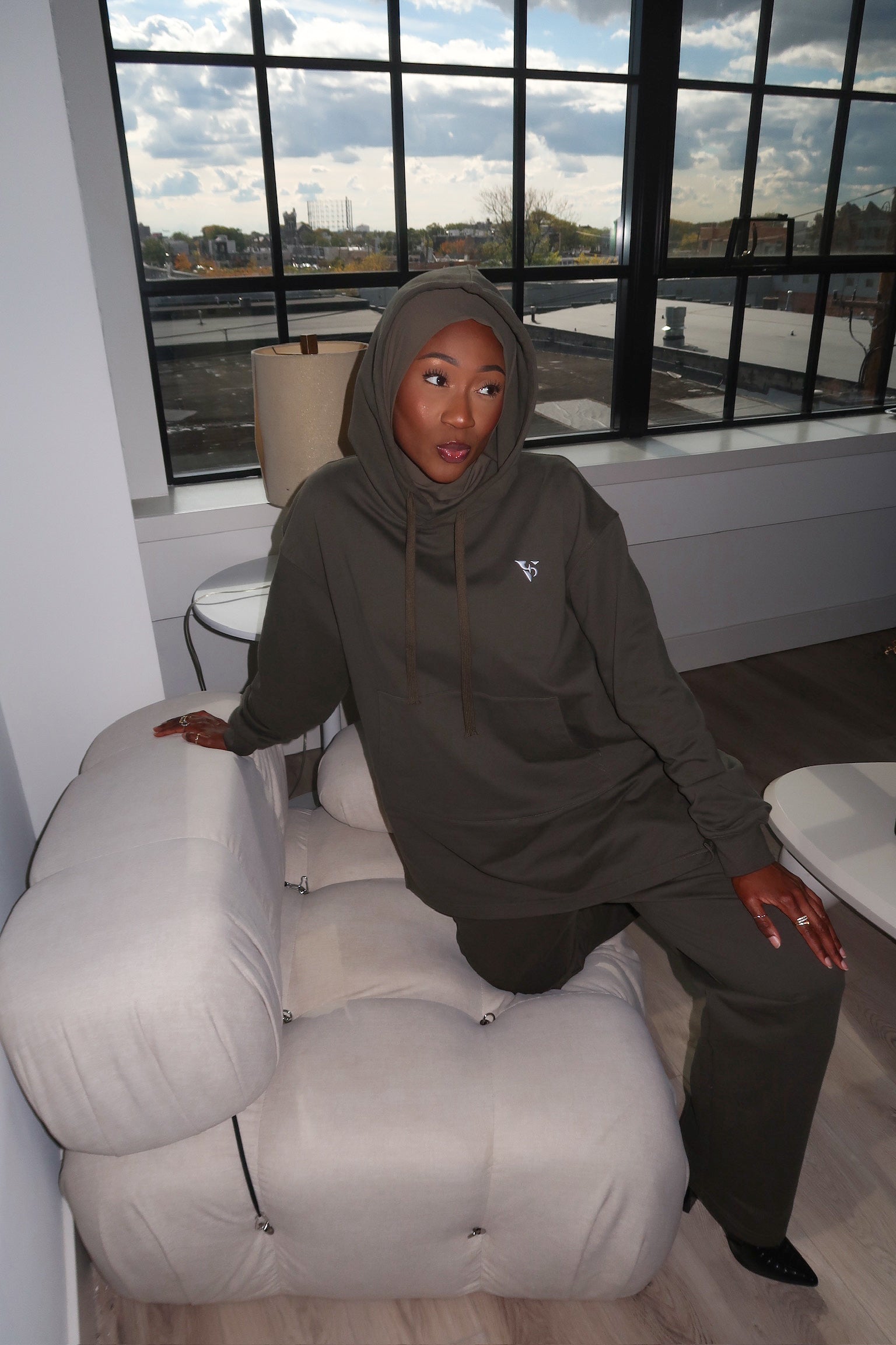 Olive Hoodjab – VEILSTREET