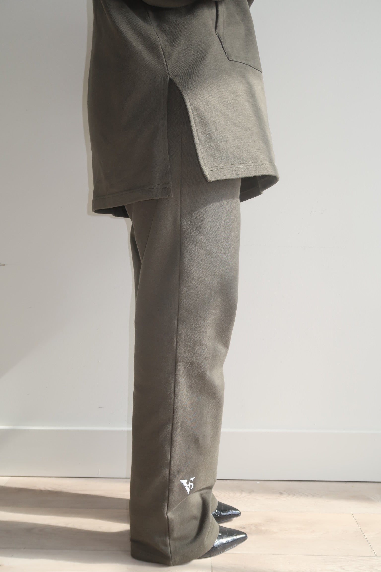 Olive Sweats – VEILSTREET